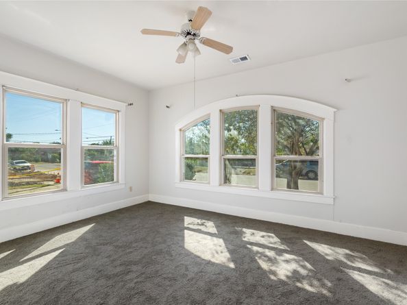 123 Estelle Street, Houston TX 77003