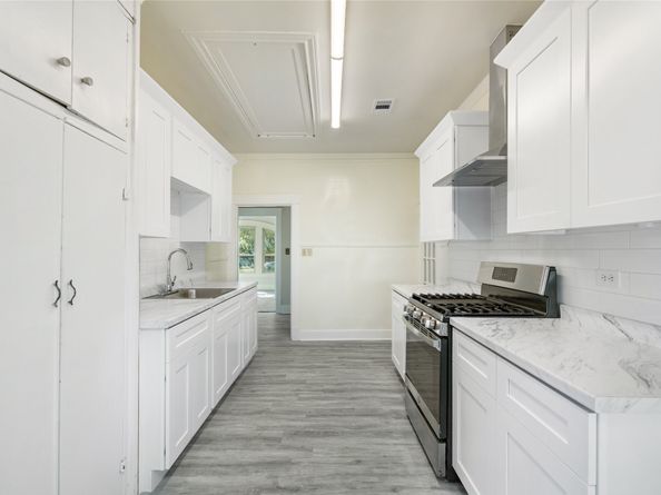 123 Estelle Street, Houston TX 77003