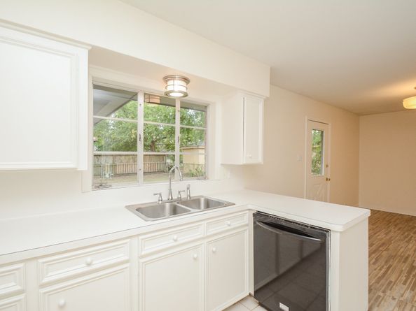 2203 Bron Holly Drive, Houston TX 77018