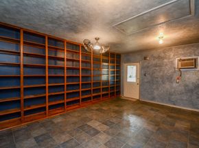 2203 Bron Holly Drive, Houston TX 77018