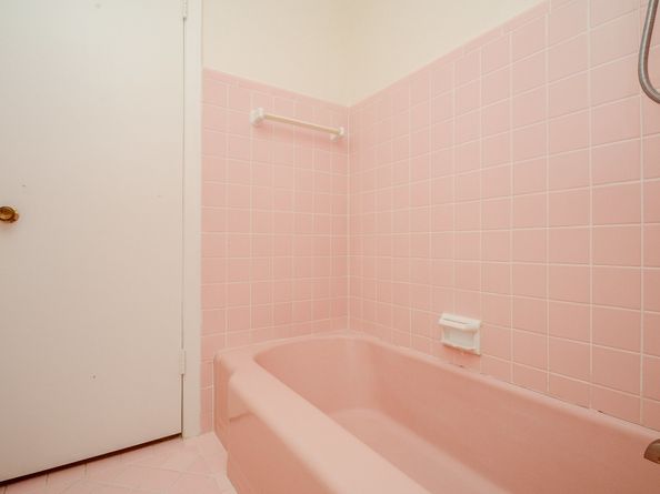 2203 Bron Holly Drive, Houston TX 77018