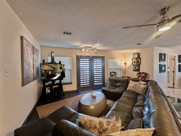 7219 Ridge Oak Drive, Houston TX 77088