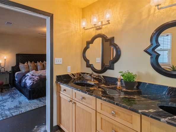 7219 Ridge Oak Drive, Houston TX 77088