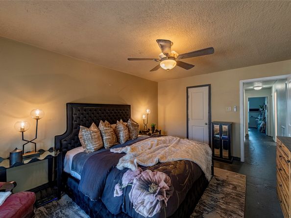 7219 Ridge Oak Drive, Houston TX 77088