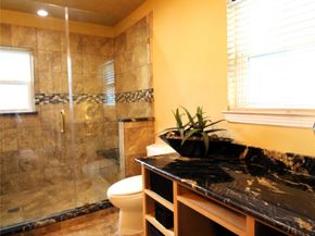 7219 Ridge Oak Drive, Houston TX 77088