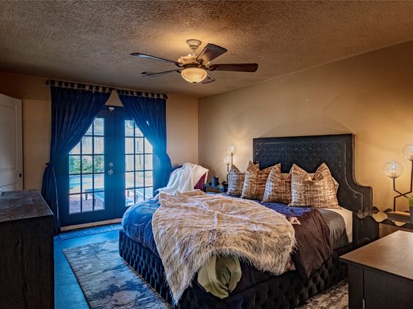 7219 Ridge Oak Drive, Houston TX 77088