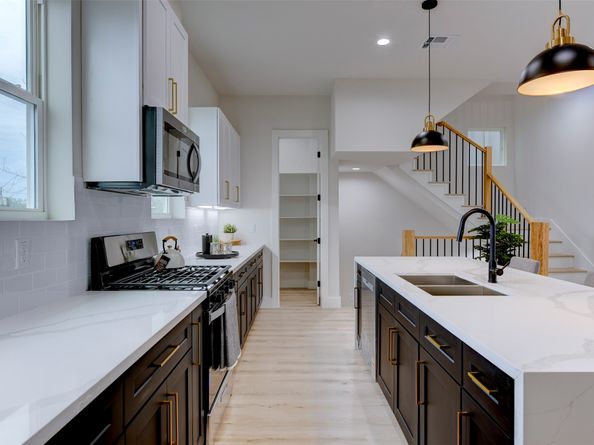 1304 Evelyn Street, Houston TX 77009