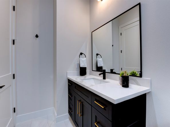 1304 Evelyn Street, Houston TX 77009