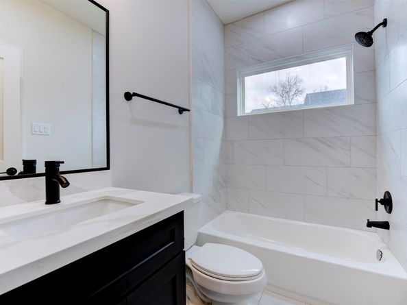 1304 Evelyn Street, Houston TX 77009