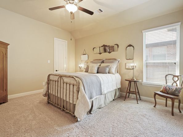 16111 Summit Mist Court, Houston TX 77044