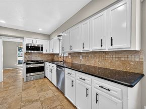 7618 Twin Hills Drive, Houston TX 77071