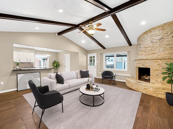 7618 Twin Hills Drive, Houston TX 77071