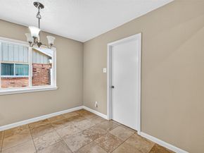 7618 Twin Hills Drive, Houston TX 77071