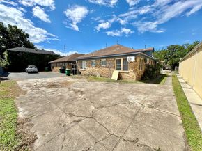 7 Hunt Street, Houston TX 77003