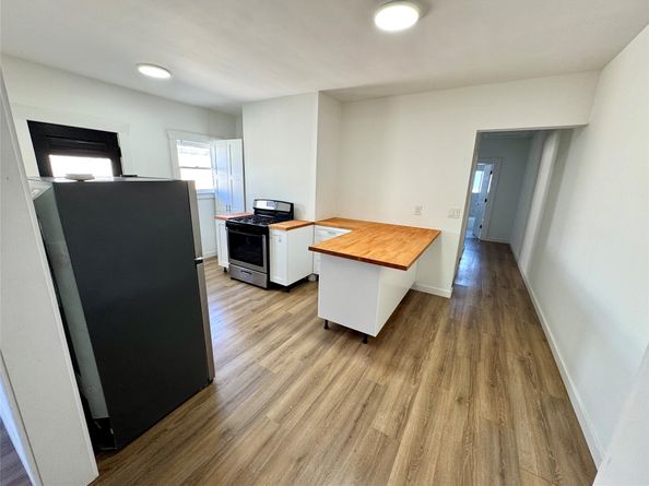 7 Hunt Street, Houston TX 77003