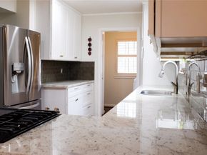 10809 Colony Wood Place, The Woodlands TX 77380