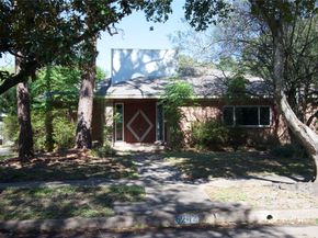 5242 Grape Street, Houston TX 77096