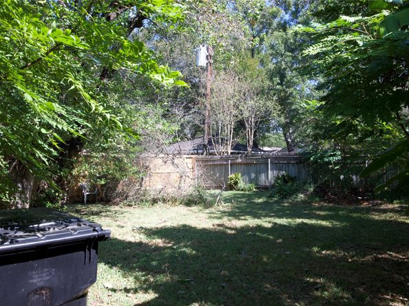 5242 Grape Street, Houston TX 77096