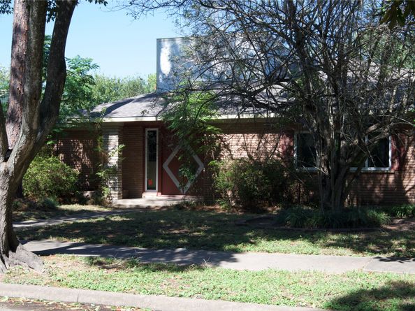 5242 Grape Street, Houston TX 77096