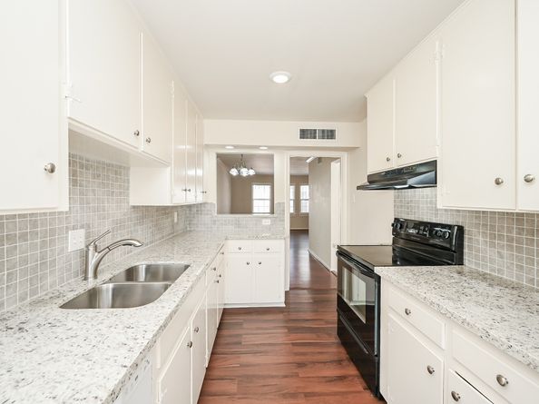 5230 Arboles Drive 4, Houston TX 77035