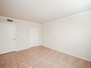 5230 Arboles Drive 4, Houston TX 77035