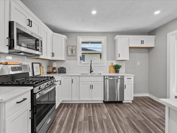 6410 Heron Drive, Houston TX 77087