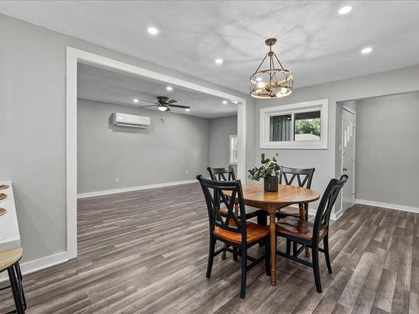 6410 Heron Drive, Houston TX 77087