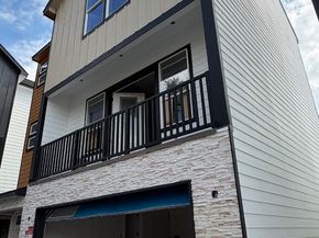 2709 Berry Street, Houston TX 77004