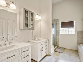 5841 Darling Street C, Houston TX 77007