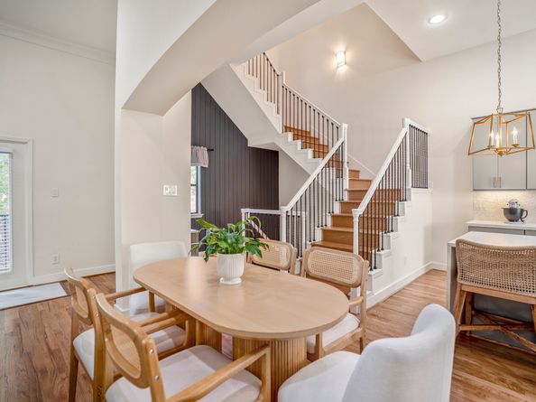 5841 Darling Street C, Houston TX 77007