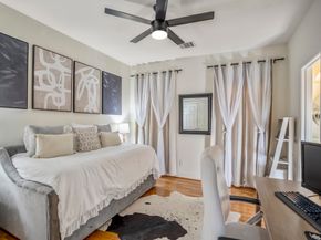 5841 Darling Street C, Houston TX 77007