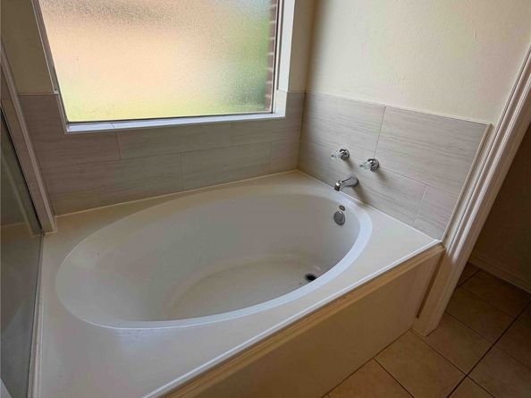 1627 Sterling Village Drive, Spring TX 77386