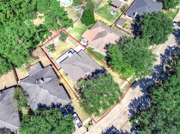 1627 Sterling Village Drive, Spring TX 77386