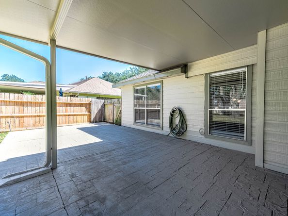 1627 Sterling Village Drive, Spring TX 77386