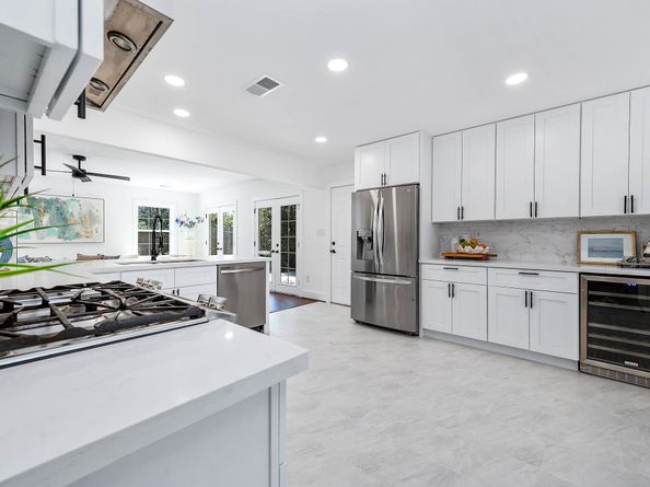 6319 Woodbrook Lane, Houston TX 77008