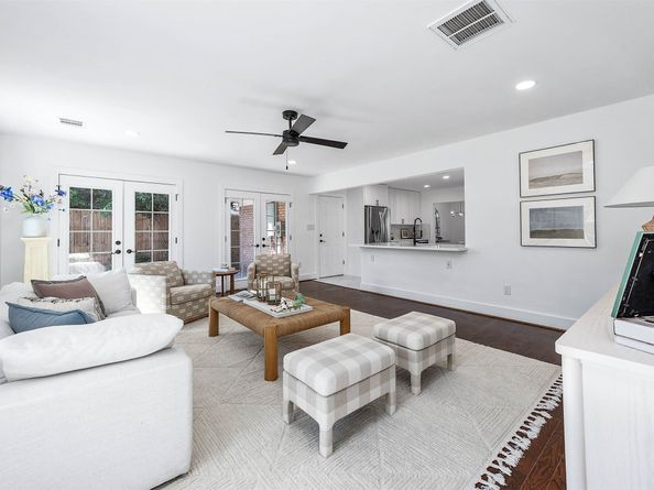 6319 Woodbrook Lane, Houston TX 77008