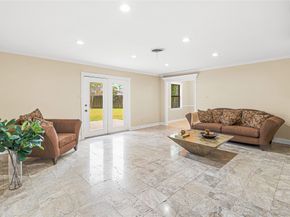 2823 Rockarbor Drive, Houston TX 77063
