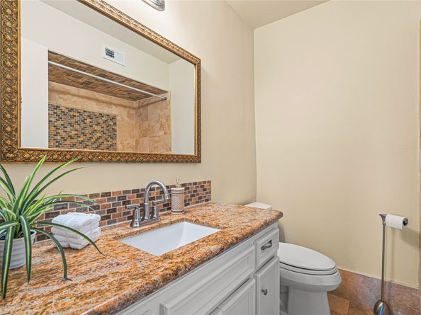 2823 Rockarbor Drive, Houston TX 77063