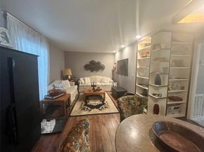 5861 Inwood Drive 9A, Houston TX 77057