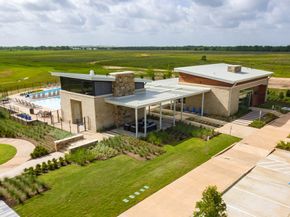 32015 Sweet Pea Meadows Drive, Hockley TX 77447