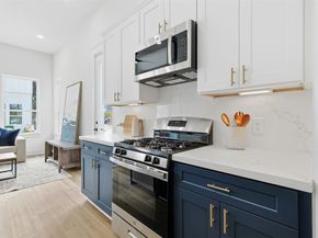 8918 Sunshine Laverne Lane, Houston TX 77080