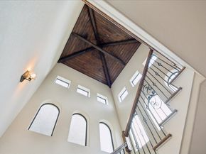 934 W 22nd Street B, Houston TX 77008