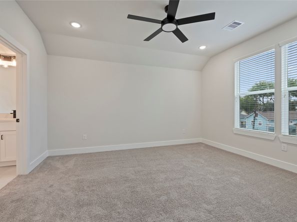 7709 Avenue L, Houston TX 77012