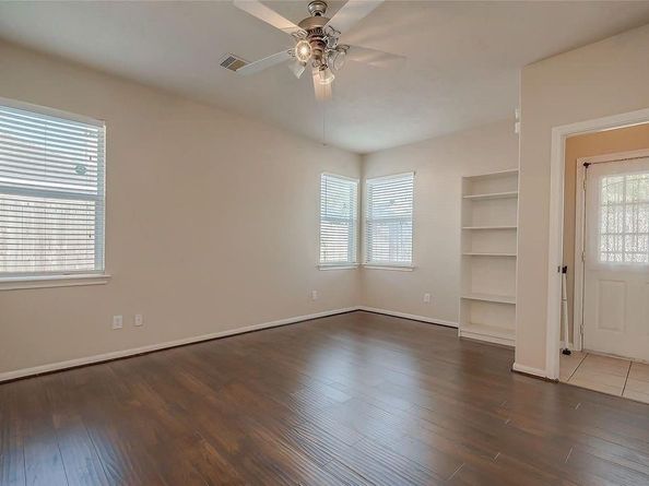 6302 Wellness Landing Ln, Houston TX 77072