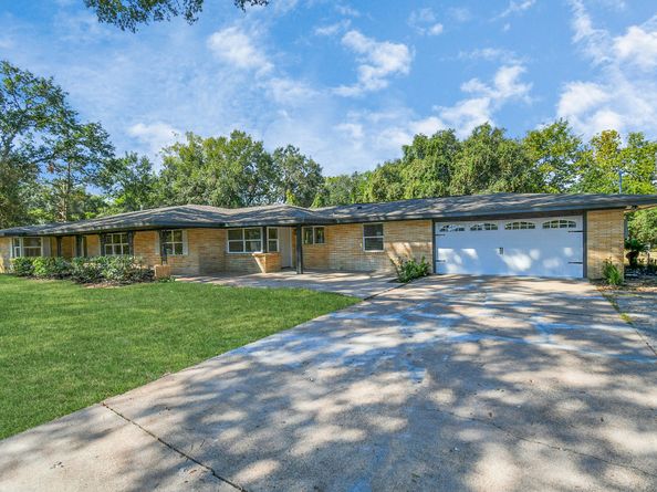 1805 East Avenue, Katy TX 77493