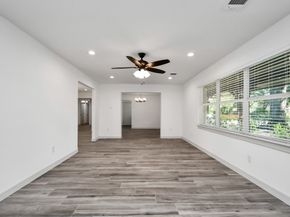 1805 East Avenue, Katy TX 77493