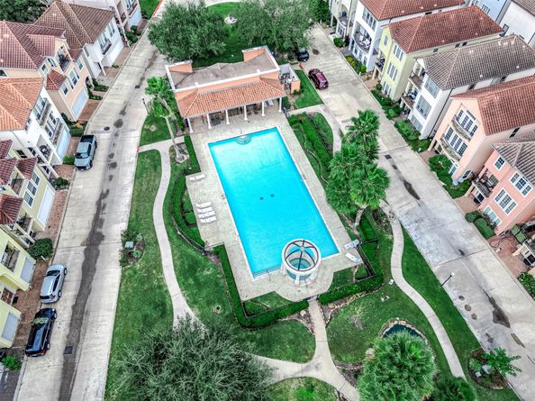 7210 Laguna Villas, Houston TX 77036