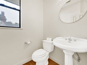 2414 Calumet Street B, Houston TX 77004