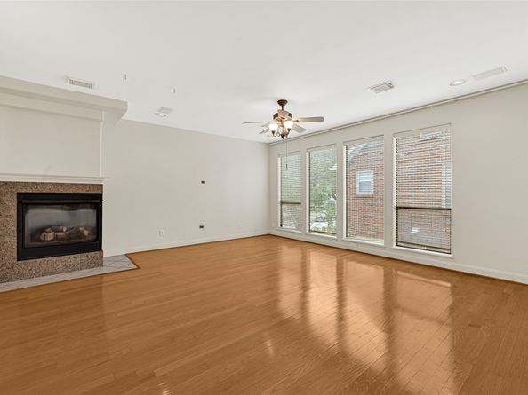 2414 Calumet Street B, Houston TX 77004