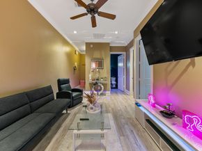 12832 Willow Centre Drive, Houston TX 77066